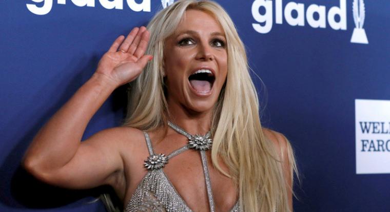 Bilincsben vitték el Britney Spearst
