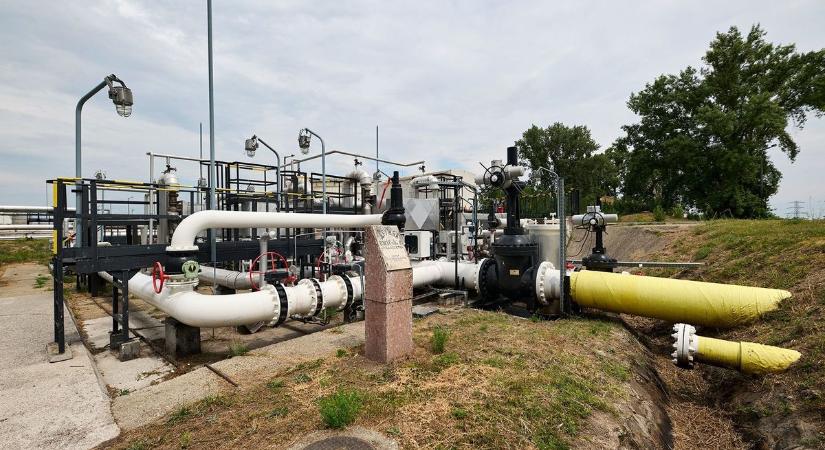 Zelenszkij megmondta a dátumot, mikor állíthatja helyre a Barátság vezetéket: egyetlen feltételt szabott Magyarországnak az orosz olajért – az ukrán elnök totálisan elszabadult