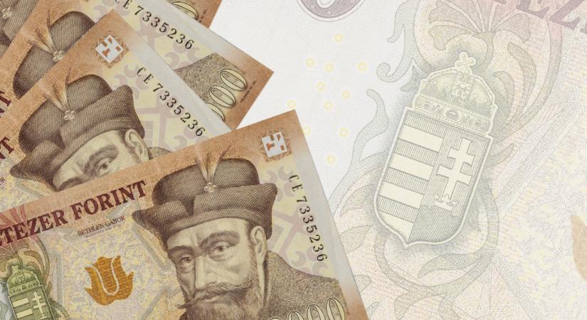 Csak úgy tépázza a háborús feszültség a forintot