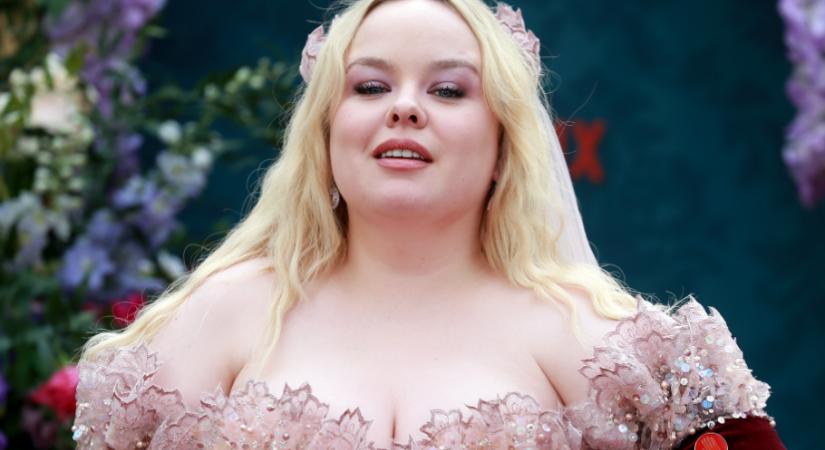 Meghökkentő vallomást tett a Bridgerton színésznője, már nagyon unja, hogy mindig a testéről beszélnek