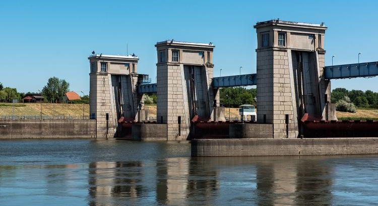 Nem elvezetni, megtartani: fordul a magyar vízjáték