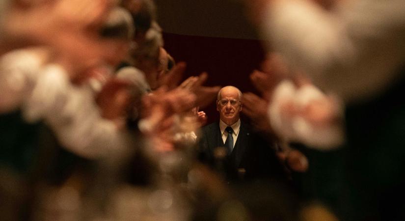 Sorrentino A kegyelemben egyértelműbben szól minden törékeny demokráciához, mint bármelyik XXI. századi film