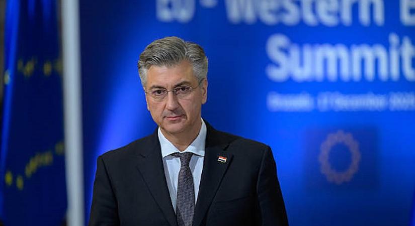 Már két szomszédunk kész beavatkozni az üzemanyagárakba