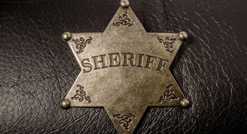 Egy gyilkost választottak meg a városlakók az új seriffnek