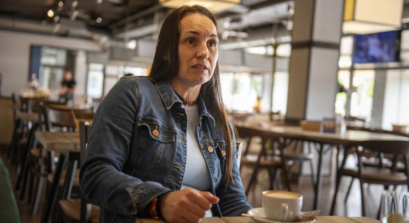 „A perindításhoz szükséges szülői minőséggel nem rendelkezik” – Így hurcol meg az elhelyezésért küzdő anyákat a magyar gyermekvédelmi rendszer