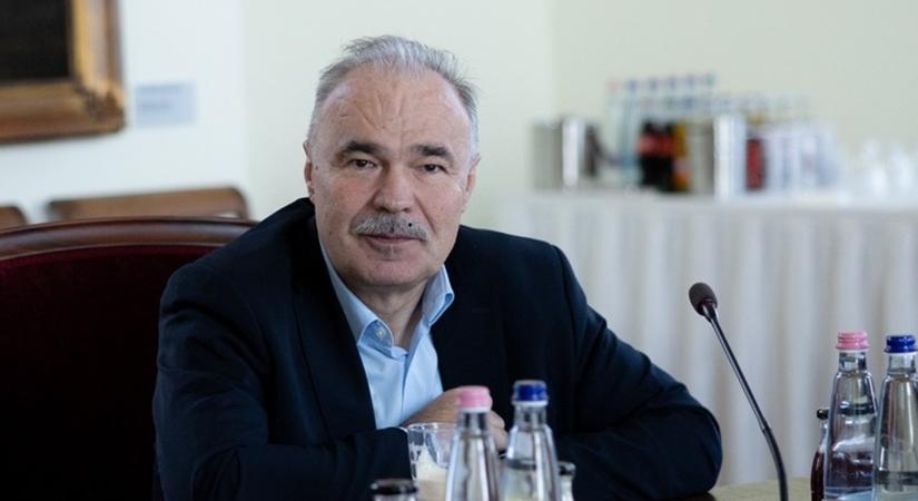 Zártkerti fejlesztések: vége a sárnak és a sötétségnek VIDEÓ