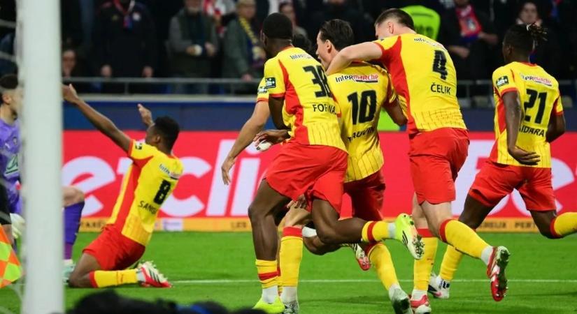 Utolsóként a Lens jutott a legjobb négy közé a Francia Kupában