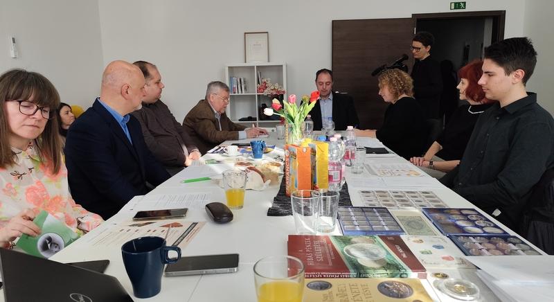 Tavaszi civil porgramcsokor Popcorncerttől Pável Ágoston emléktúráig