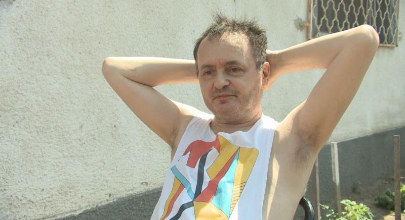 Meztelen rutinnal fogadta Galla Miklós az ápolónőjét