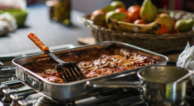 Letarolja az internetet a magyar lasagne – próbáljuk ki, a függőjévé fogunk válni!