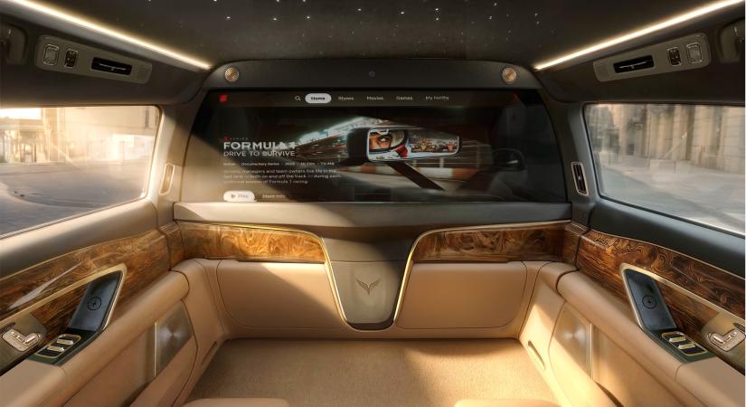 Hatalmas képernyő szórakoztatja ennek az új vietnámi luxusautónak az utasait