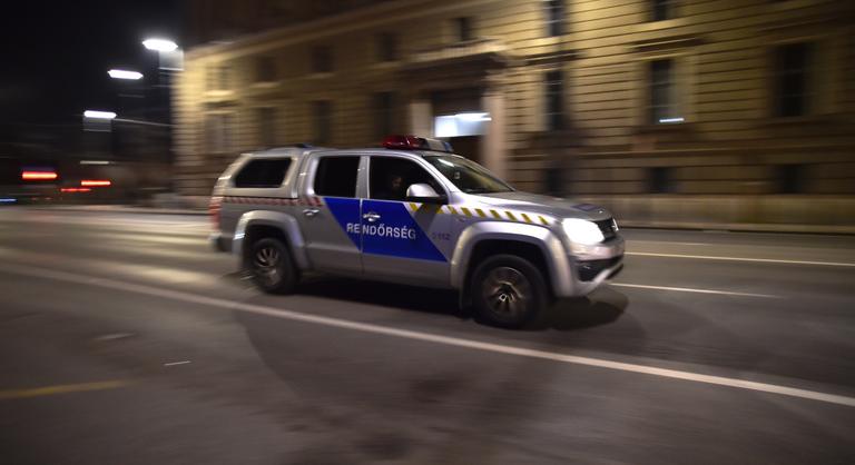 Harmadszorra is rendőrt hívott a polgármester a civil tüntetőkre Pilisjászfalun