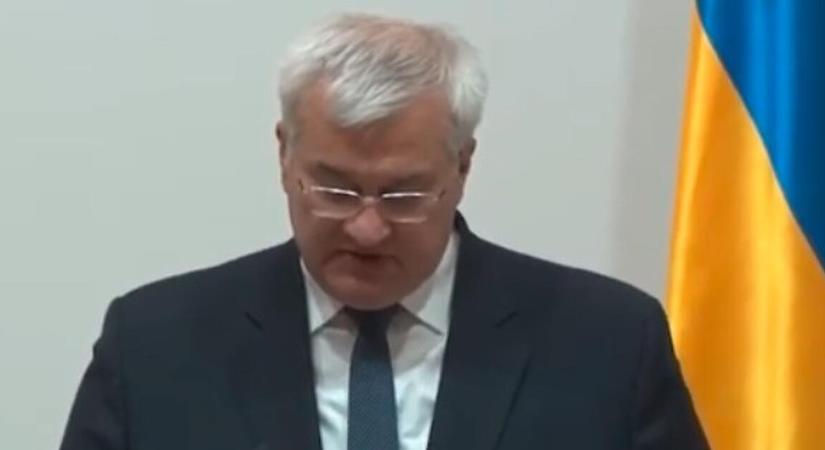 Ukrán külügyminiszter: Túszul ejtettek hét ukrán pénzszállítót a magyar hatóságok