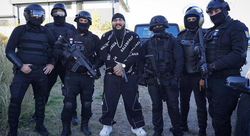 A román igazságszolgáltatás sikere: kiadja Olaszország a maneleénekest