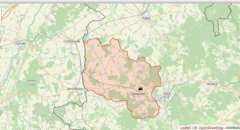 Busz és kisteherautó karambolozott a 8-as főúton Devecsernél