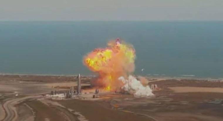 Repült egy tisztát, majd landoláskor robbant egy nagyot a SpaceX rakétája – már megint