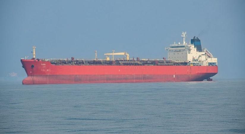 Teljes fordulat, Amerika engedélyt adott: megindult az orosz olaj a világ egyik legnagyobb országába, mindenki ezt veszi majd – nincs más megoldás