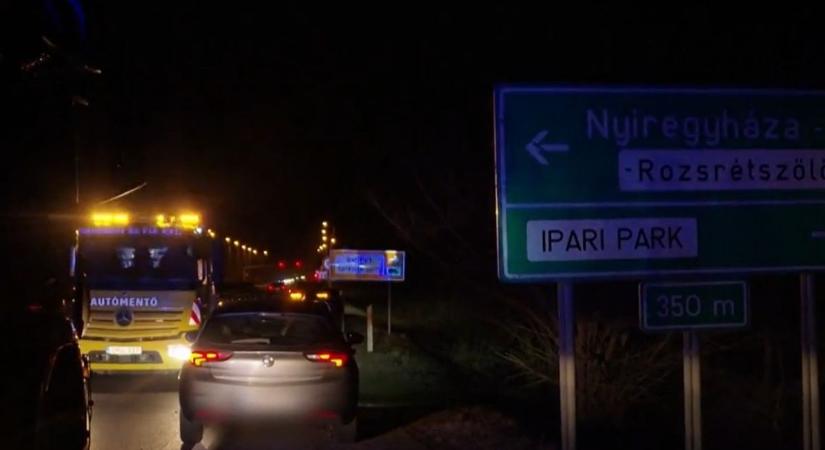 Így történt a baleset a 4-es főúton! (fotókkal és videóval)