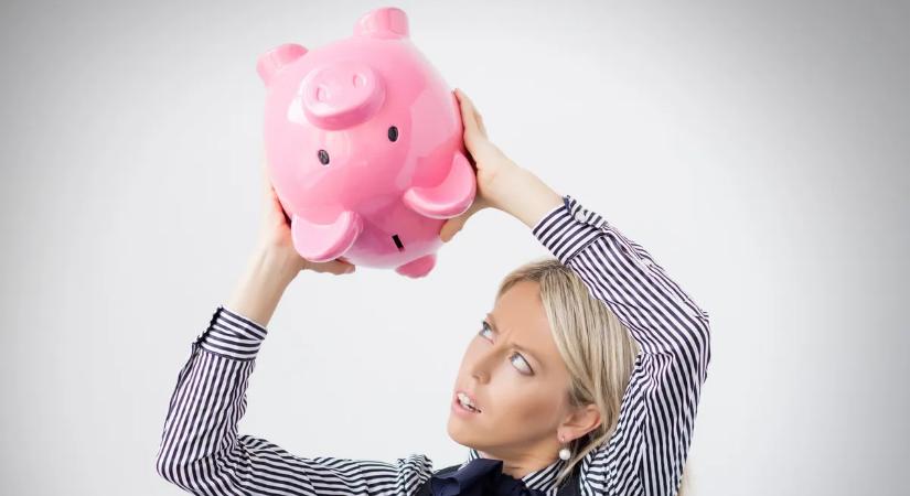 Hova tűnik a fizetésed? 3 rejtett pénznyelő, ami észrevétlenül üríti ki a zsebed