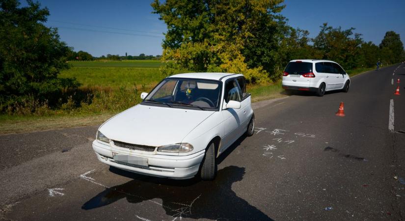 Baleset a 67-esen Zselickislaknál, mentőt is riasztottak a helyszínre