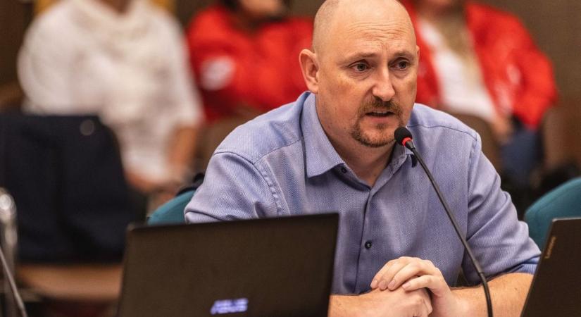 Gál Csaba: „A háború, mint egy óriási szörny felfalja a jövőnket”  videó