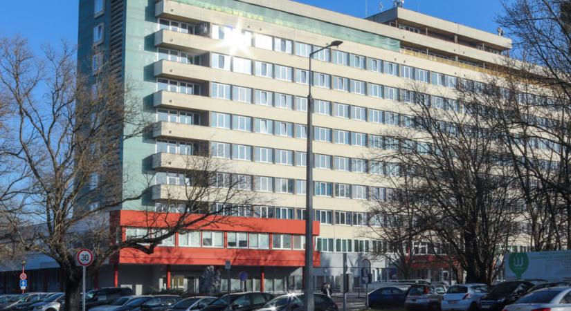 Megszűnt a látogatási tilalom és a kötelező maszkviselés a Nagyatádi Kórházban