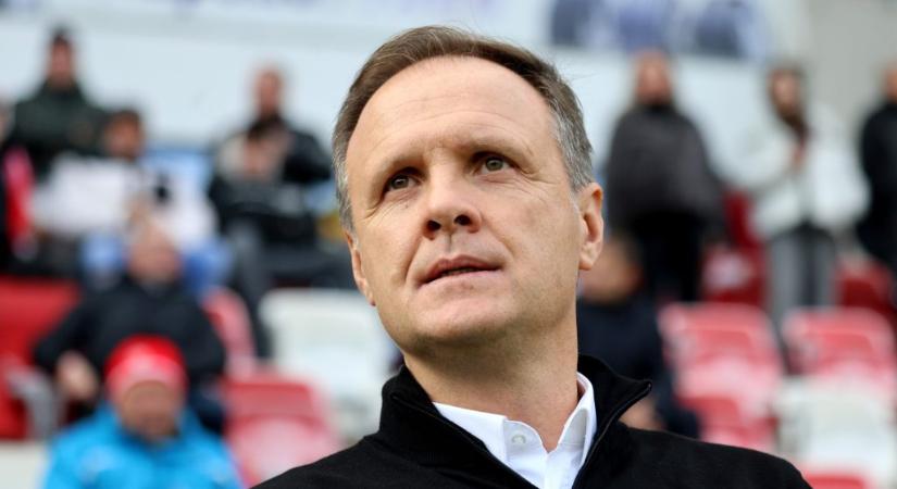 Sajtóhír: a kupakiesés után kirúgták DVTK vezetőedzőjét