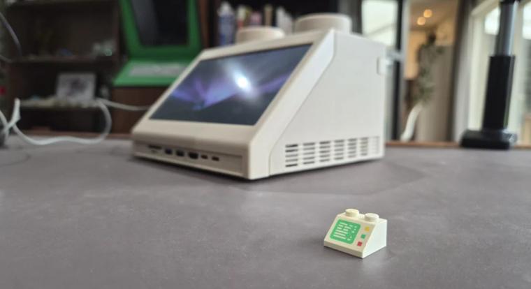 A nap legjobb arca csinált egy valódi LEGO számítógépet