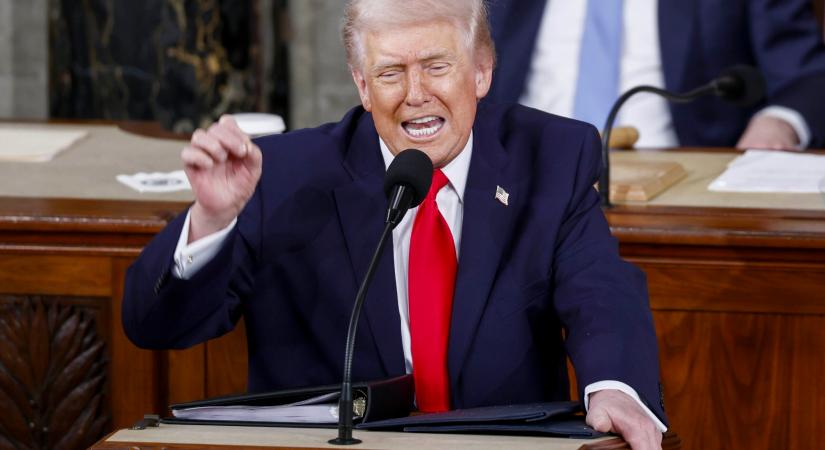 Totális átrendeződés: Donald Trump megint váratlant lépett