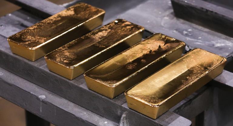 Tényleg lecsapott a NAV, hét ukrán állampolgárt, köztük egy egykori ukrán titkosszolgálati tábornokot állított elő