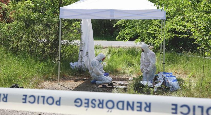 Ismeretlen holttestre bukkantak Esztergomban