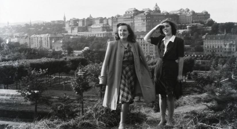 Nőnapra hangolva: mutatjuk a női öltözködés történetét az 1900-as évektől napjainkig!