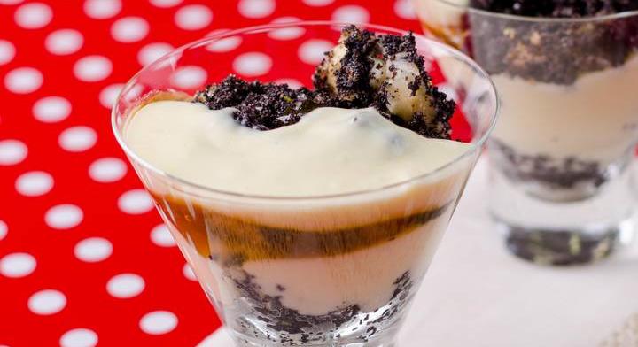 Pohárban tálalt mákos guba: hagyományos recept mutatós formában