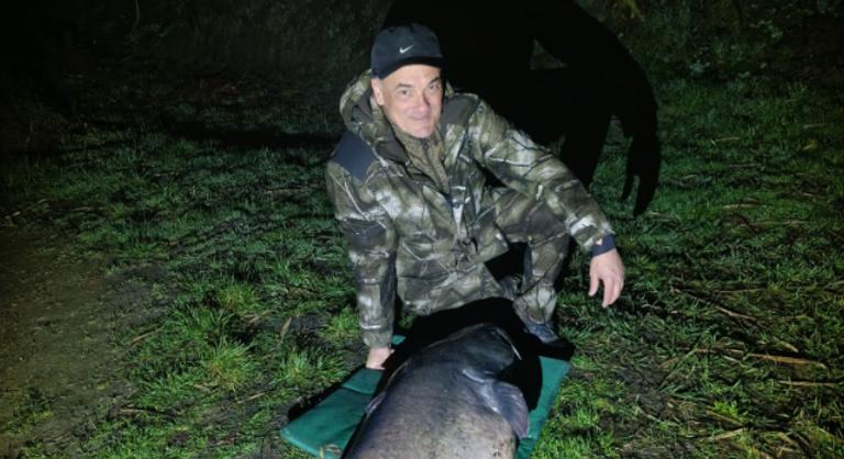 Borkai Zsolt 80 kilogrammos harcsaszörnyet fogott a Marcal tónál