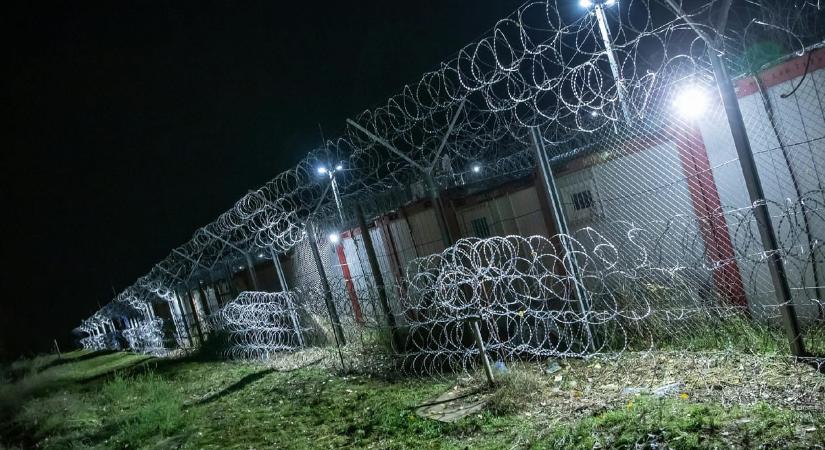 Újabb fél évre hirdetett a kormány bevándorlási válsághelyzetet