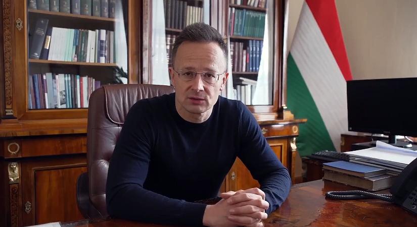 Szijjártó Péter: A kormány választ követel Ukrajnától a magyarországi készpénzszállítmányok ügyében