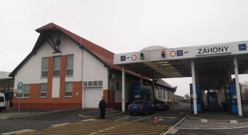 Ukrajna külügyminisztériuma azt javasolja az ukránoknak, kerüljék el Magyarországot