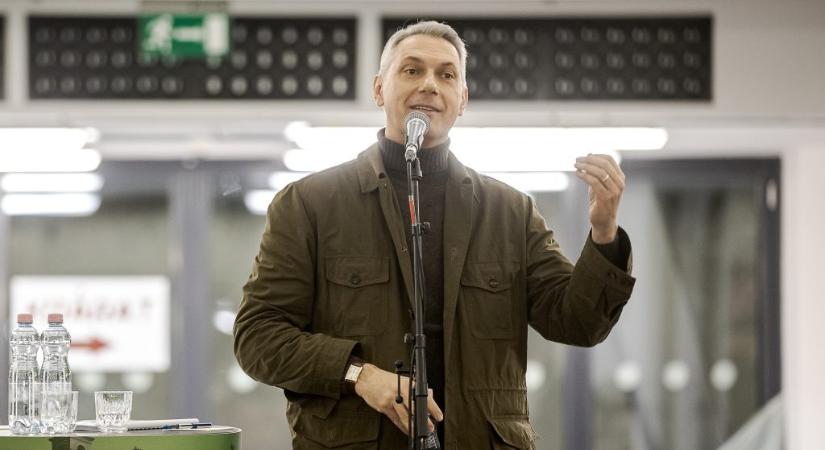 Átlátszó: 16 ezer hektárnyi állami földet kapott meg ingyen Lázár János alapítványa