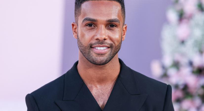 Az Emily Párizsban szívdöglesztő sztárja rabolhatta el Shakira szívét