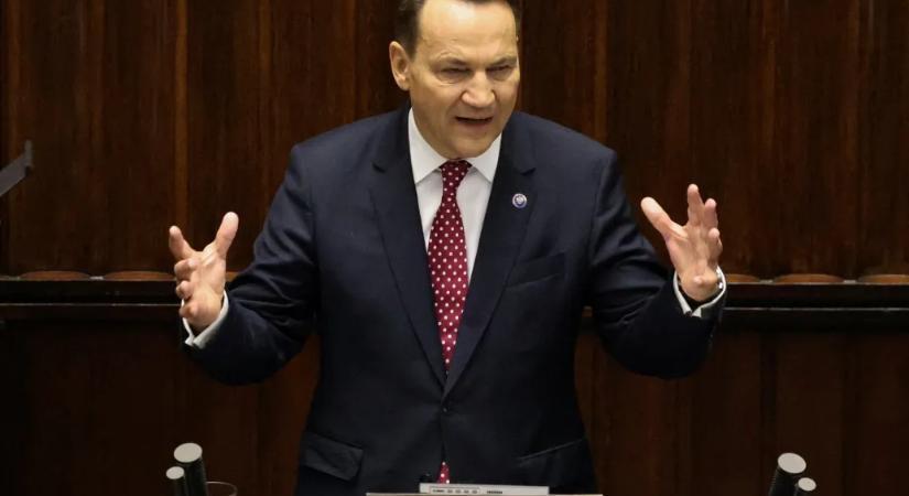 Lengyel külügyminiszter az ukrán pénzszállítók elfogásáról: Megették a zebrákat, ellopták a pénzt