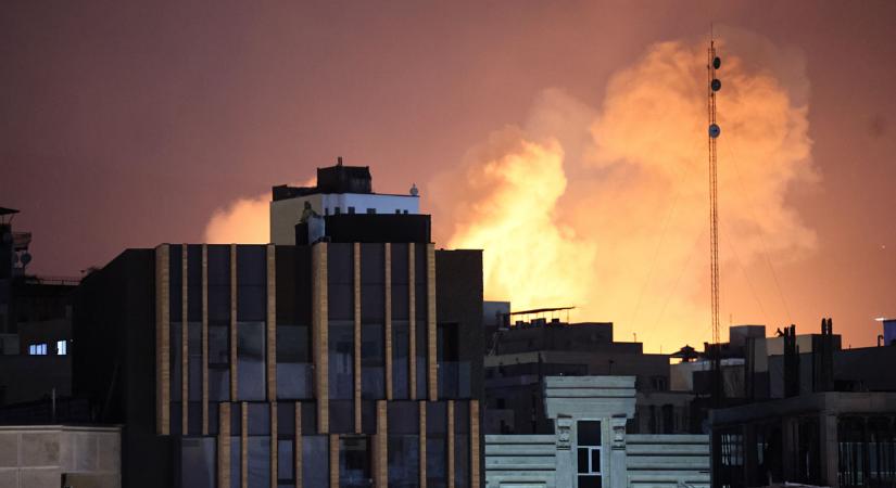 Megrémült tanár vallott a háborús helyzetről Kuvaitban - „Egész éjjel szólnak a légvédelmi szirénák”