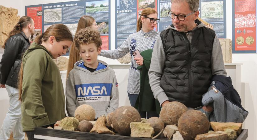 Élet a palánkok mögött – Megnyílt a „Várháborúk a török hódoltság korában” kiállítás Nagyatádon