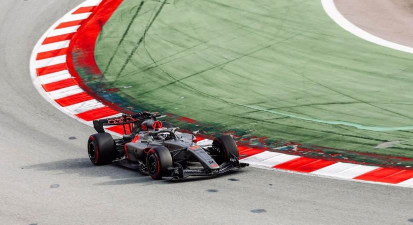 Forma-1 Ausztrál Nagydíj - Leclerc volt az első, az Audi a középmezőnyben az első szabadedzéseken