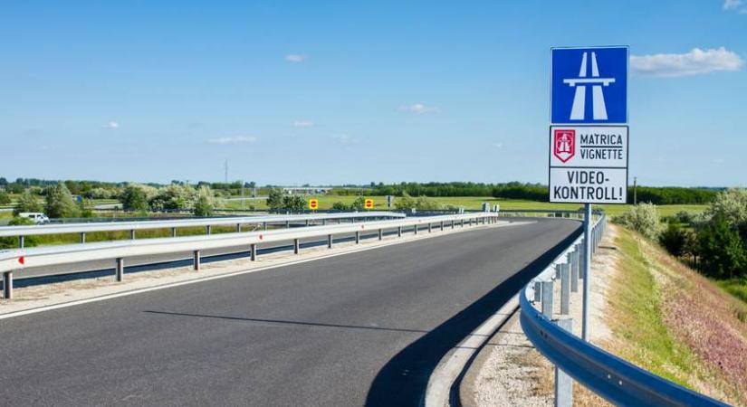 Kevesen ismerik a szabályt: ha ezt teszed az autópályán, megbírságolnak