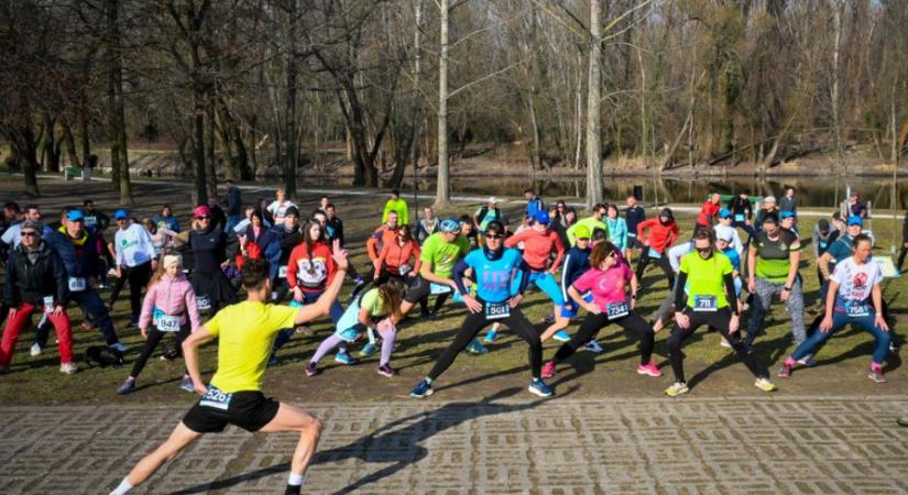 NŐNAPI ÖRÖMFUTÁSRA VÁRJÁK A HÖLGYEKET