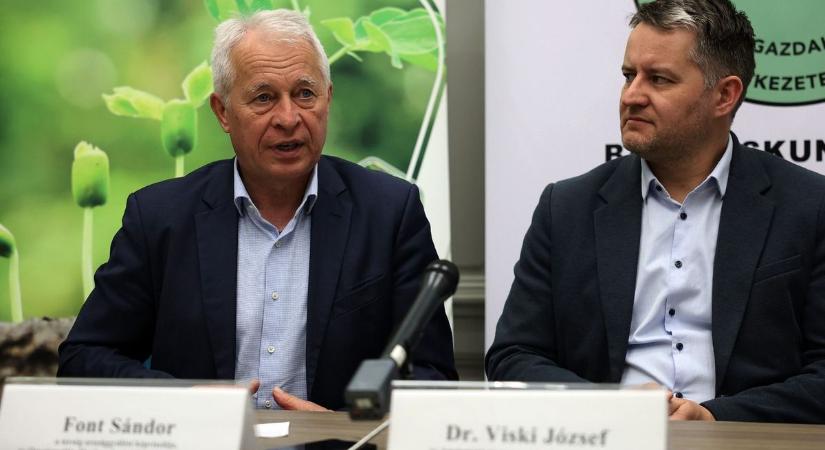 Gáspár Ferenc Kalocsán: „A gazdatársadalom egyetlen támasza a magyar kormány"