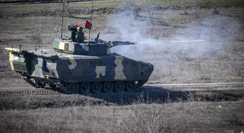 „Hiúzrohamban” vettek rész Táborfalván a vásárhelyi katonák – videóval