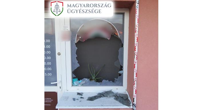 Több, mint félmilliót zsákmányolt