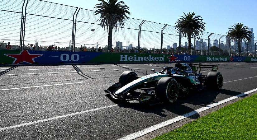 Nem sumákol tovább a Mercedes