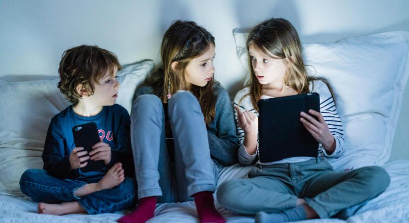 „Várj a telefonnal!” – üzeni a gyerekeknek egy új magyar kezdeményezés